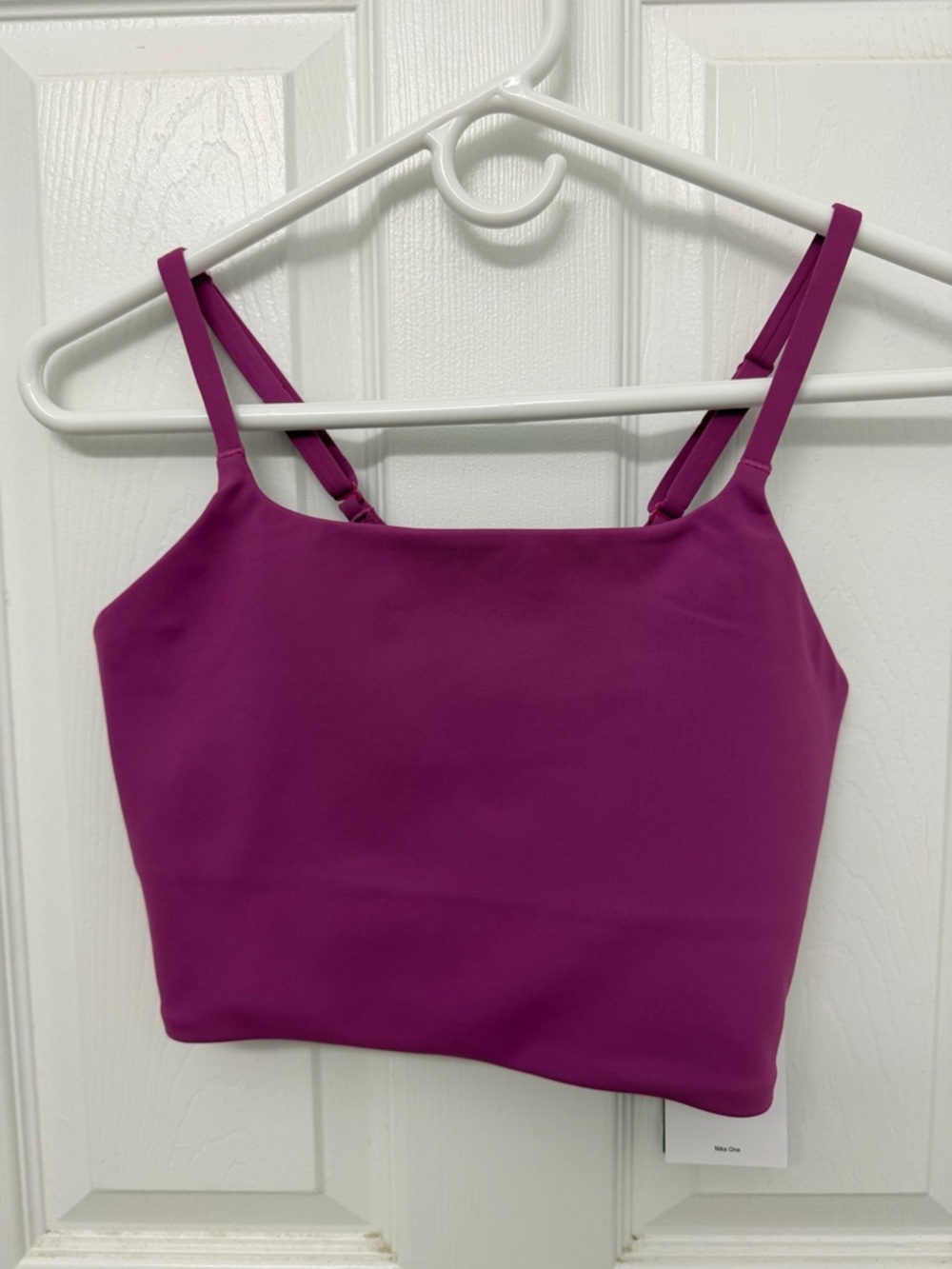 Nike One Dri-Fit Women’s Training bra Size M new!!